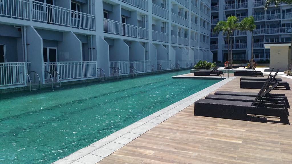 Seabreeze Residences At Breeze Residences Pasay Exterior foto